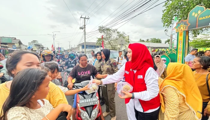 Kolaborasi PMI dan DLH Bangka Selatan Tebar Kepedulian di Bulan Suci