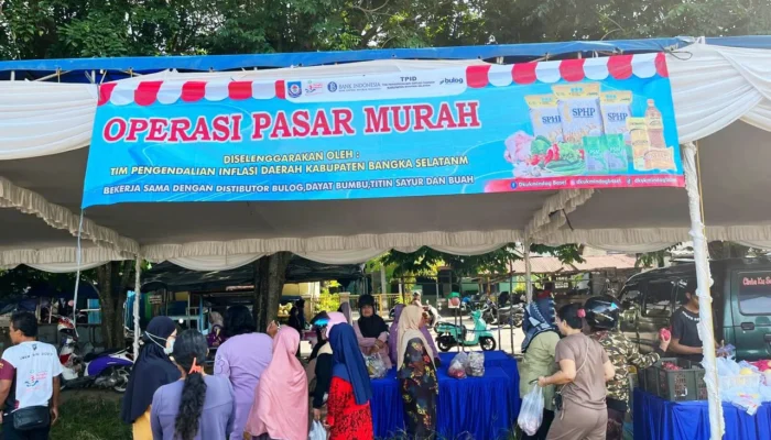 Pemkab Bangka Selatan Gelar Operasi Pasar Murah, Warga Antusias Serbu Lapangan Merdeka