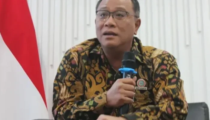 Politik Berputar: Jumhur Hidayat, Dulu Dipenjara Kini Masuk Istana