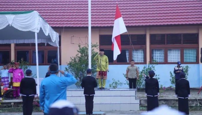 Bupati Bangka Pimpin Upacara Hardiknas, Soroti Arah Baru Pendidikan Nasional