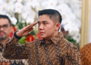 Semangat Seskab Teddy, Tetap Tenang di Tengah Badai Kritik