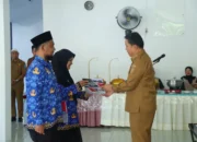 SK Diserahkan, Bupati Bangka Ingatkan Kepala Sekolah Soal Amanah dan Akuntabilitas