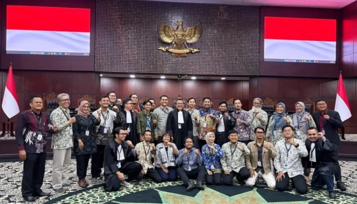 Tok! MK Putuskan Anggaran MBG Harus Dipisahkan dari Anggaran Pendidikan