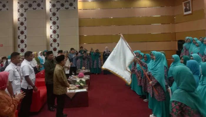Jusuf Kalla Lantik Pengurus BKMM-DMI 2026–2031, Ferry Juliantono Dorong Koperasi Masjid