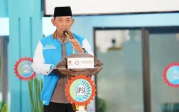 Kapolri Listyo Sigit Prabowo Bangun Kedekatan dengan Buruh Lewat Dialog