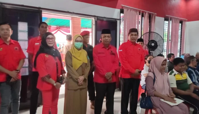 Bakti Sosial DPC PDIP Bangka dan Rudi Center, Puluhan Warga Ikuti Screening Katarak Gratis